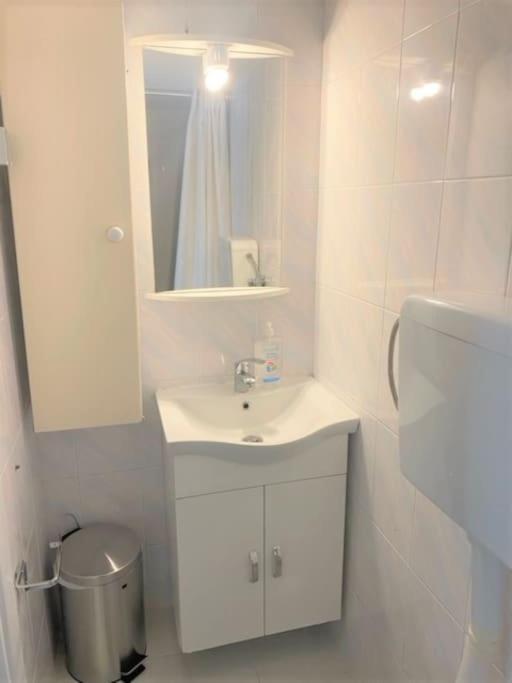 Ag.Sofias Minkk, 2B/Room+Balcony Thessaloníki Luaran gambar